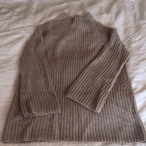 Wool/cashmere sweater